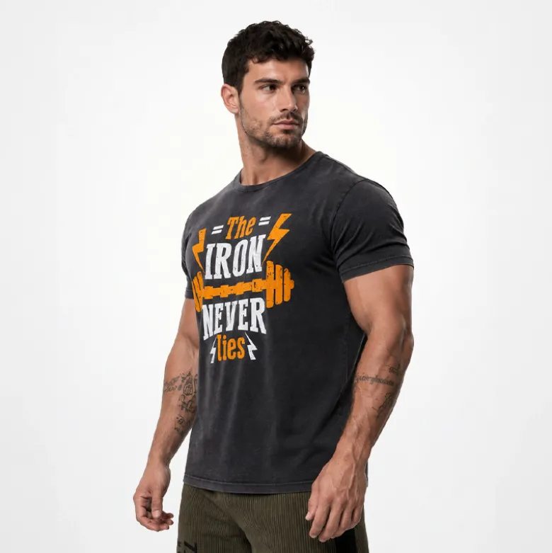 T-Shirt Vintage "THE IRON NEVER LIES"